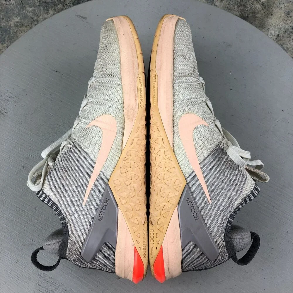 Nike Women's Size 7 Metcon DSX Flyknit 2 Grey White Peach Sneakers 924595-102